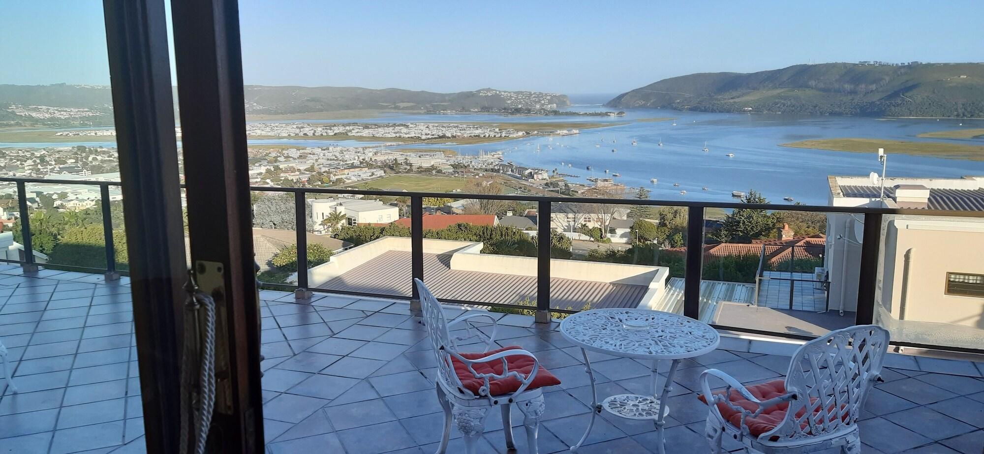 Atlantic Guest House Книсна Екстериор снимка