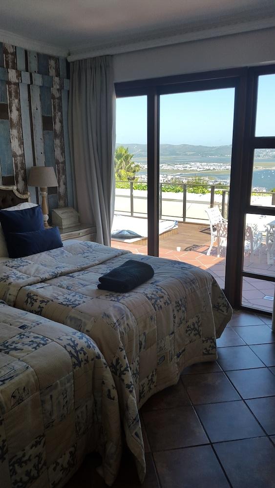 Atlantic Guest House Книсна Екстериор снимка