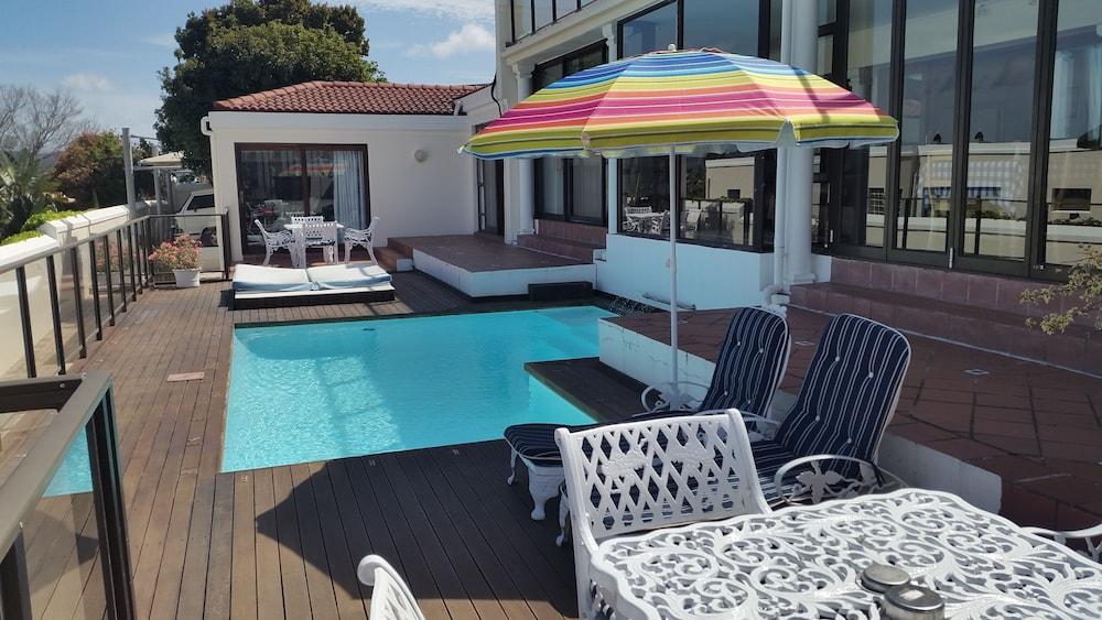 Atlantic Guest House Книсна Екстериор снимка