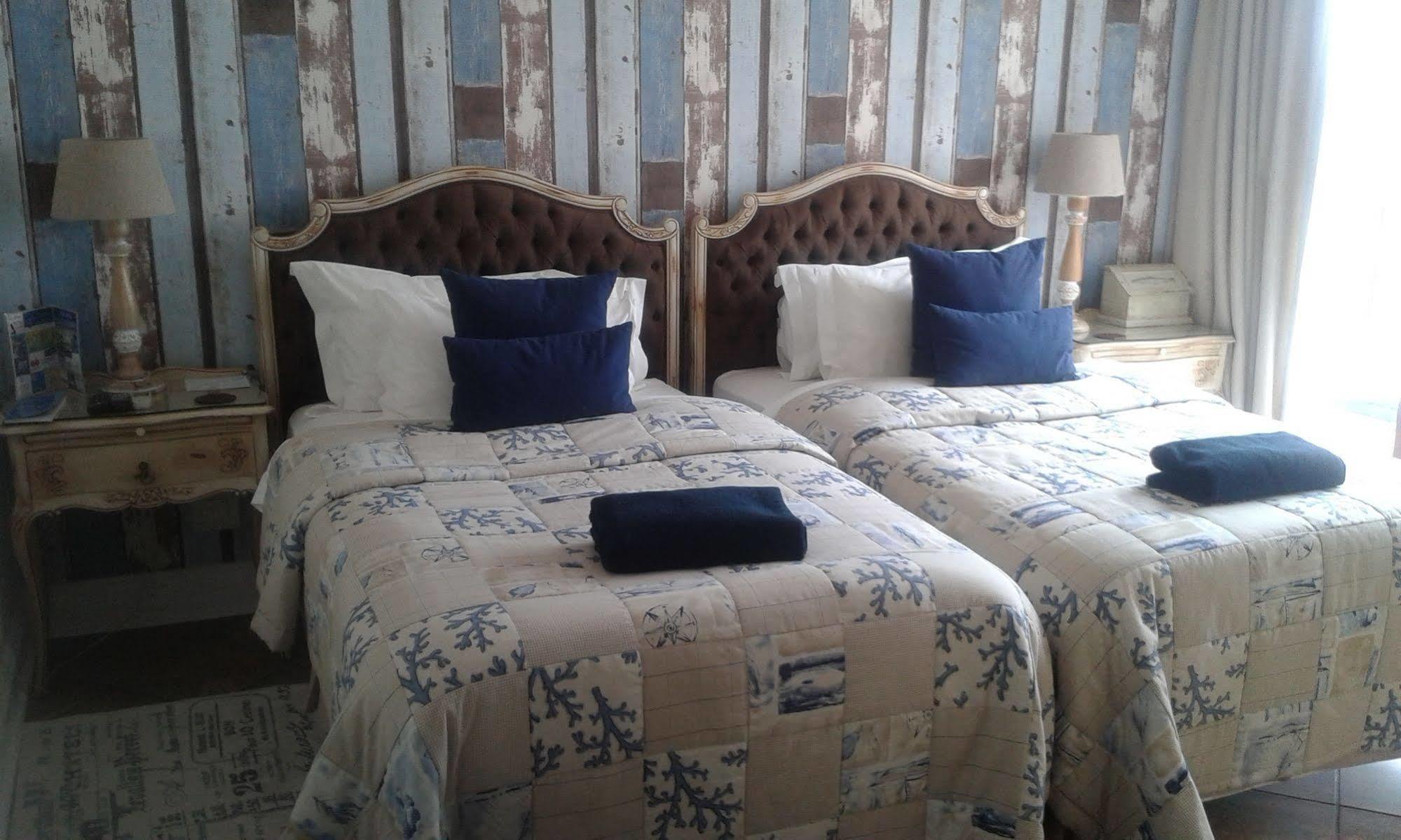 Atlantic Guest House Книсна Екстериор снимка